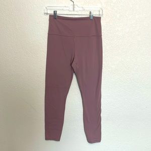 Athleta Ultra High Rise Elation Tight - GREAT Condition